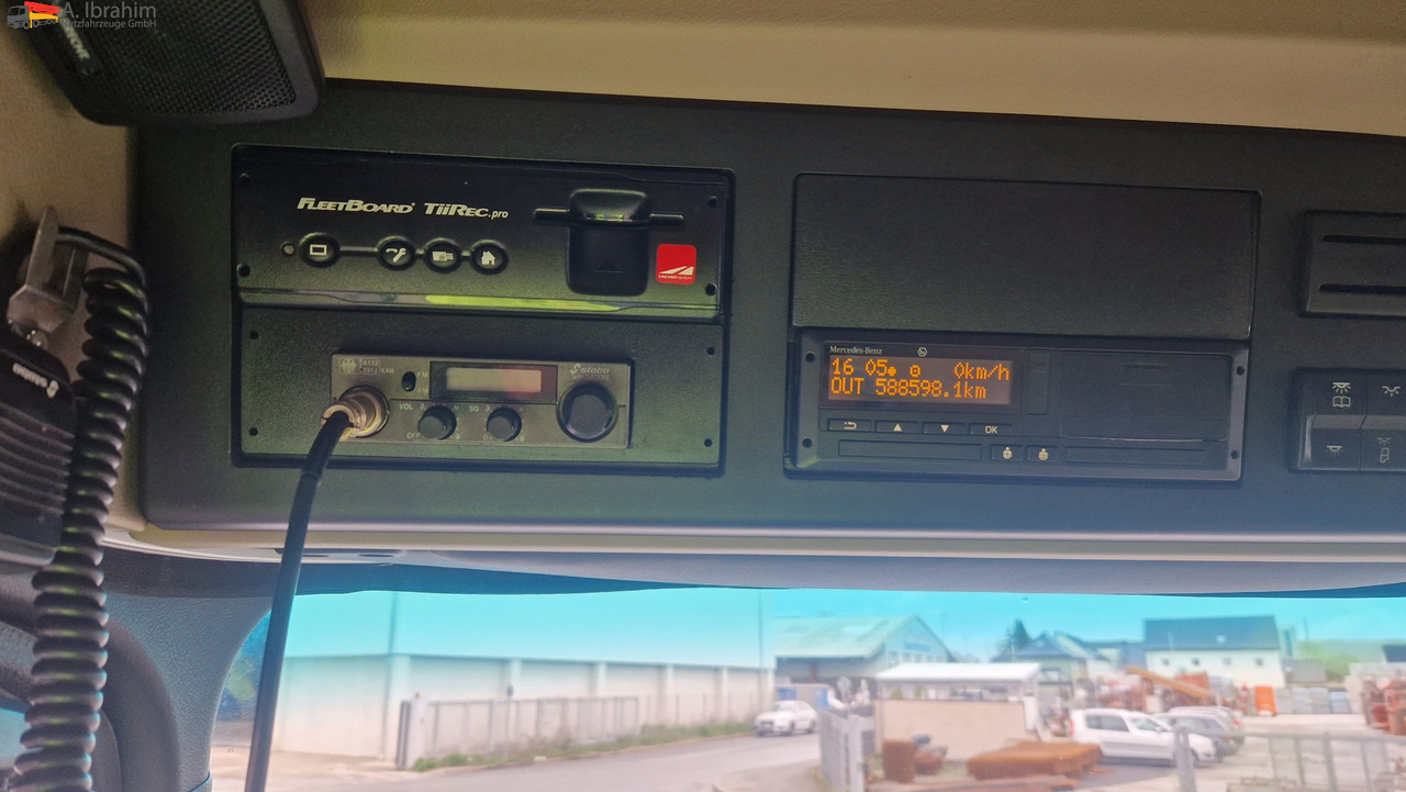 Mercedes-Benz DB 1843 Retarder Kipphydraulik Actros, sehr sauber, Alufelgen - Tractor unit: picture 3 Mercedes-Benz DB 1843 Retarder Kipphydraulik Actros, sehr sauber, Alufelgen - Tractor unit: picture 3