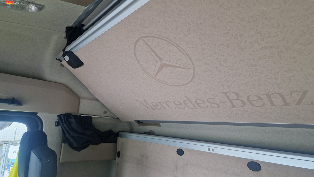 Mercedes-Benz DB 1843 Retarder Kipphydraulik Actros, sehr sauber, Alufelgen - Tractor unit: picture 4 Mercedes-Benz DB 1843 Retarder Kipphydraulik Actros, sehr sauber, Alufelgen - Tractor unit: picture 4