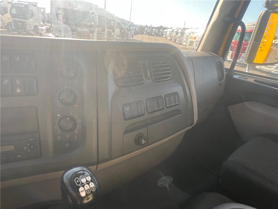 Dropside/ Flatbed truck DAF LF 310: picture 20 Dropside/ Flatbed truck DAF LF 310: picture 20