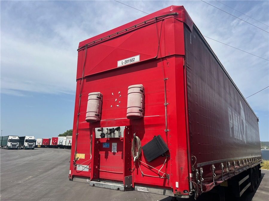 SCHMITZ CARGOBULL SCB-S3T TETO ELEVAR - Curtainsider semi-trailer: picture 2 SCHMITZ CARGOBULL SCB-S3T TETO ELEVAR - Curtainsider semi-trailer: picture 2
