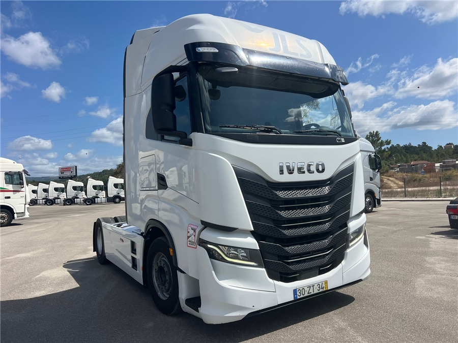 Iveco S-WAY 460 - Tractor unit: picture 3 Iveco S-WAY 460 - Tractor unit: picture 3
