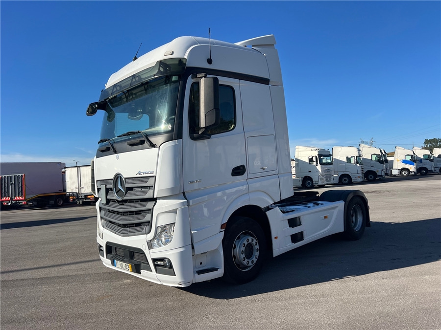 MERCEDES-BENZ 1845 / RETARDER - Tractor unit: picture 3 MERCEDES-BENZ 1845 / RETARDER - Tractor unit: picture 3