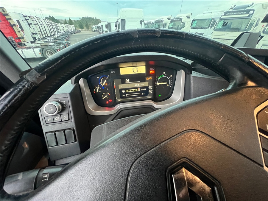 Leasing of Renault T 520 HIGHCAB Renault T 520 HIGHCAB: picture 17