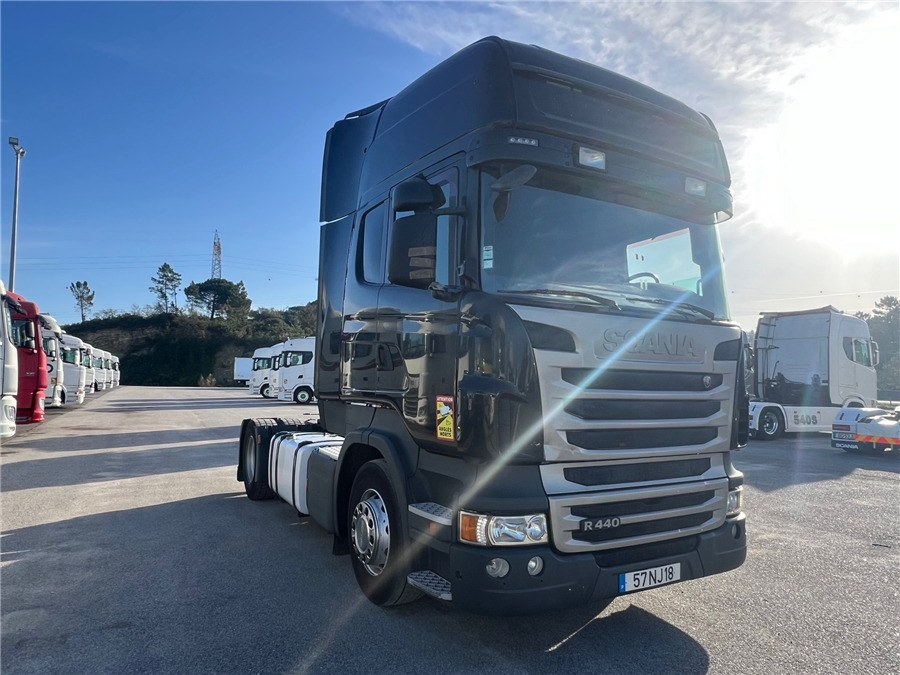 Scania R440 RETARDER ADBLUE - Tractor unit: picture 2 Scania R440 RETARDER ADBLUE - Tractor unit: picture 2