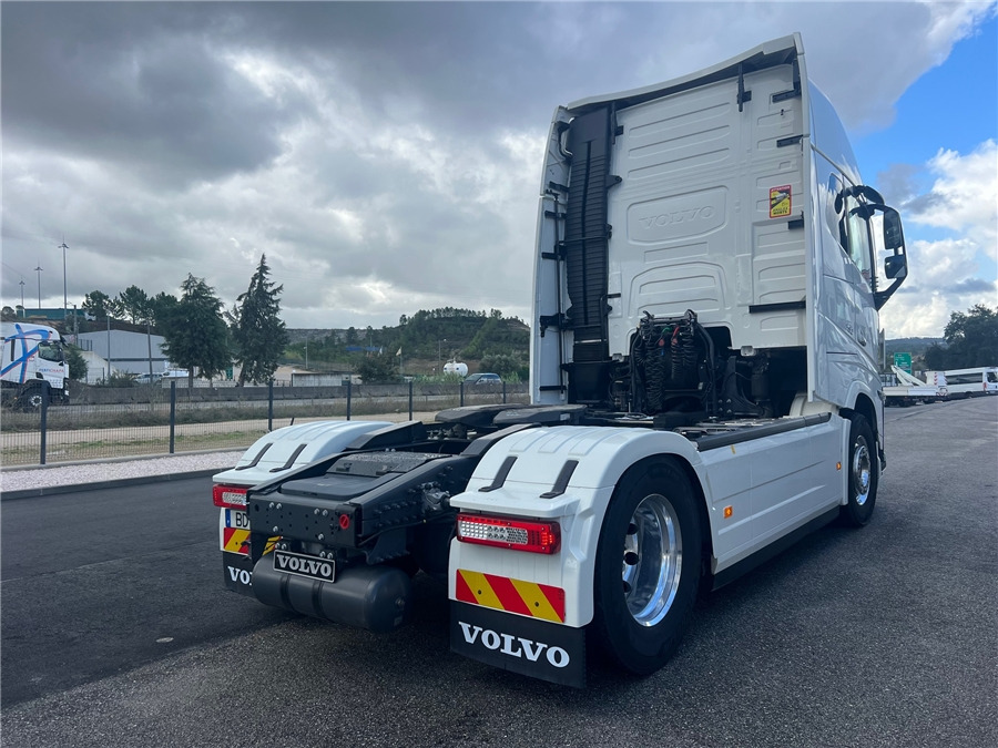 Volvo FH 750 / RETARDER - Tractor unit: picture 4 Volvo FH 750 / RETARDER - Tractor unit: picture 4