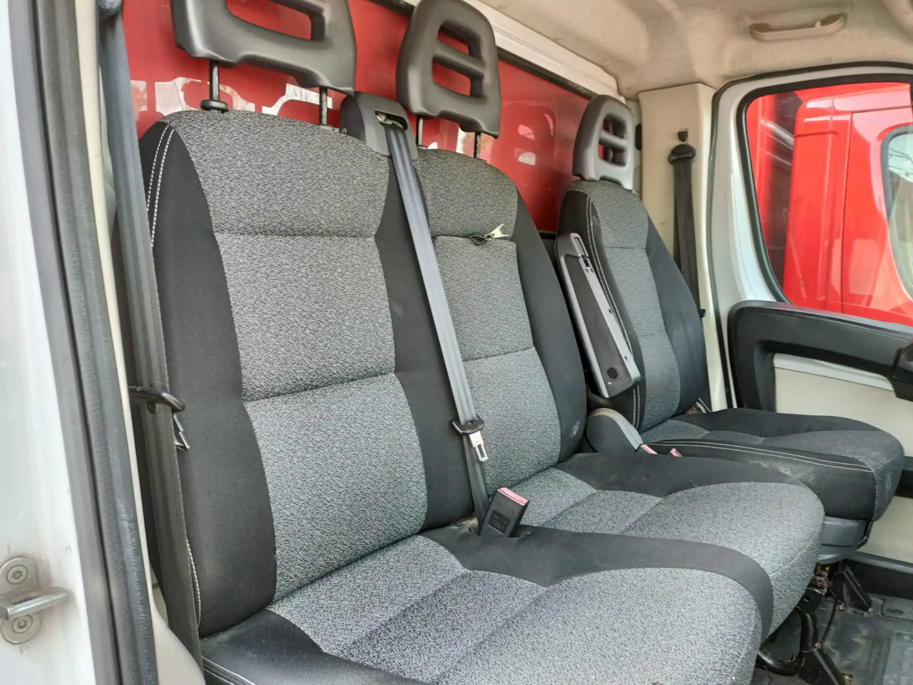 FIAT DUCATO BOX - Box van: picture 5 FIAT DUCATO BOX - Box van: picture 5