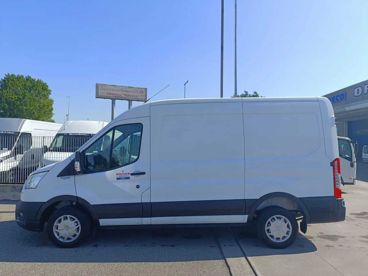 FORD TRANSIT FURGONE STANDARD - Panel van: picture 4 FORD TRANSIT FURGONE STANDARD - Panel van: picture 4