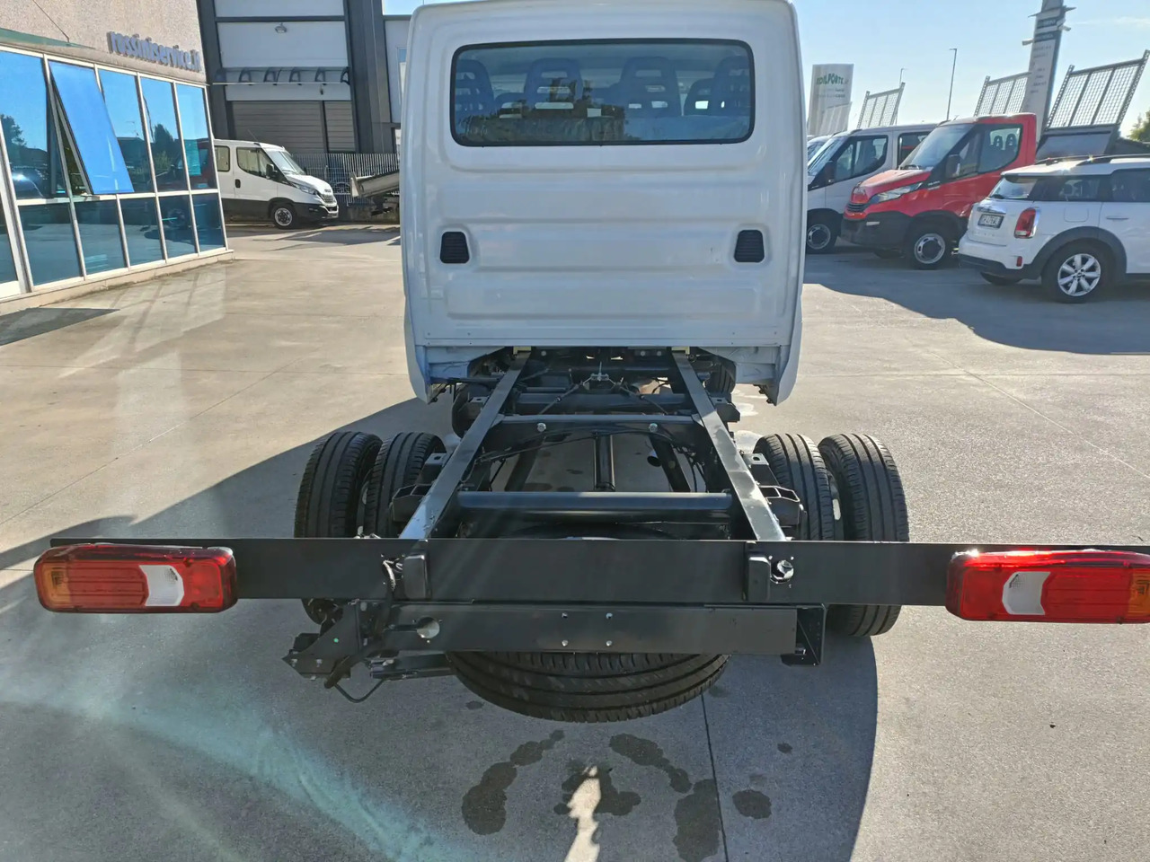 IVECO DAILY 35C16 DOPPIA CABINA 7 POSTI - Van: picture 3 IVECO DAILY 35C16 DOPPIA CABINA 7 POSTI - Van: picture 3
