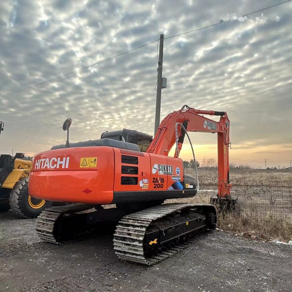Hitachi ZX200-3 - Crawler excavator: picture 2 Hitachi ZX200-3 - Crawler excavator: picture 2