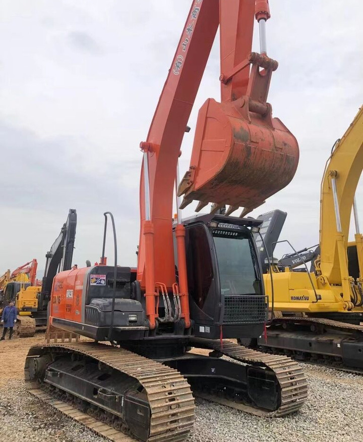 Hitachi ZX200-3 - Crawler excavator: picture 5 Hitachi ZX200-3 - Crawler excavator: picture 5
