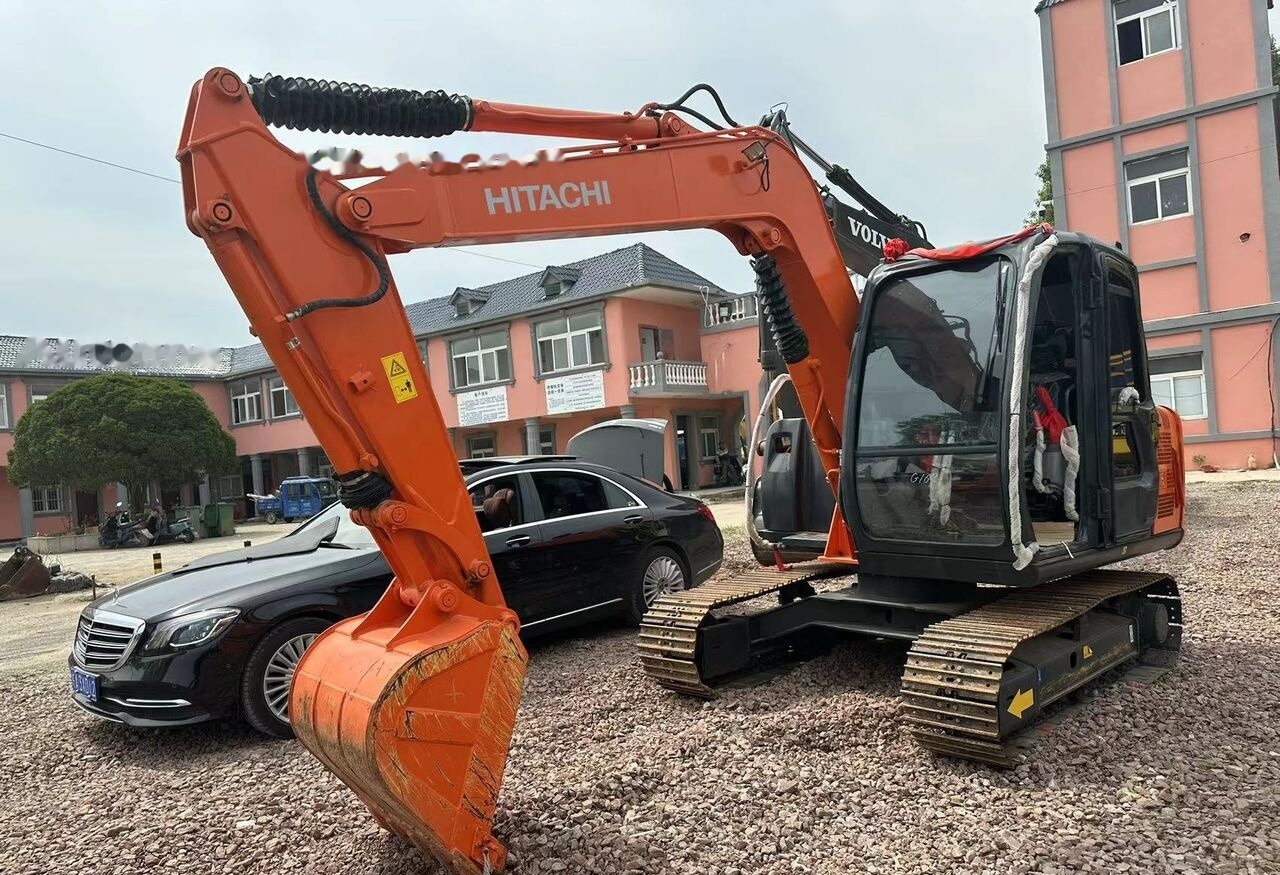 Hitachi ZX70 - Mini excavator: picture 4 Hitachi ZX70 - Mini excavator: picture 4
