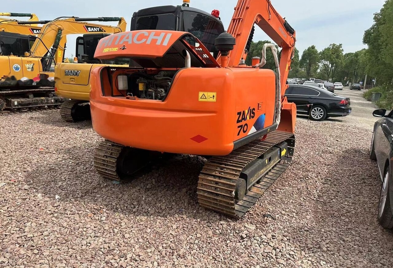 Hitachi ZX70 - Mini excavator: picture 1 Hitachi ZX70 - Mini excavator: picture 1