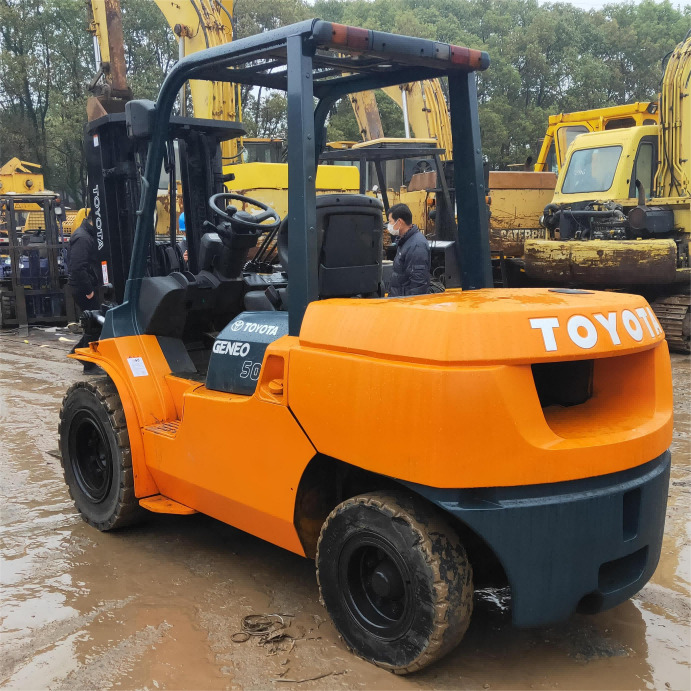 TCM FD50 - Diesel forklift: picture 3 TCM FD50 - Diesel forklift: picture 3