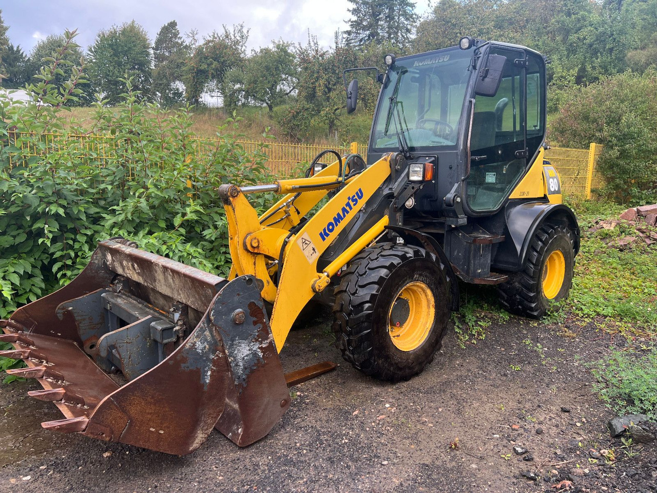 Komatsu WA 80 - Wheel loader: picture 1 Komatsu WA 80 - Wheel loader: picture 1
