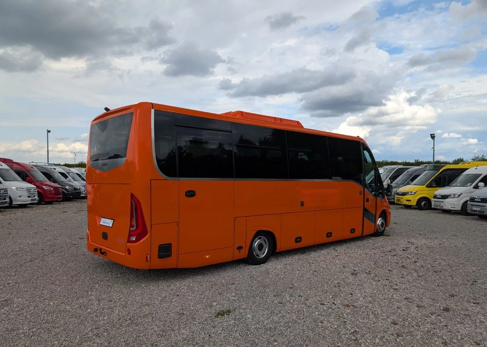 Iveco Daily - Minibus, Passenger van: picture 5 Iveco Daily - Minibus, Passenger van: picture 5