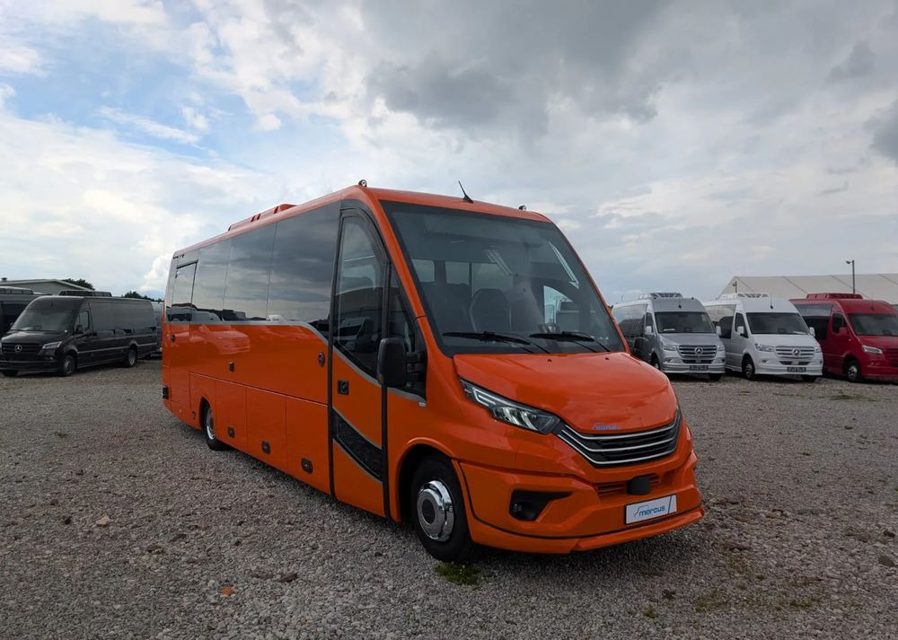 Iveco Daily - Minibus, Passenger van: picture 2 Iveco Daily - Minibus, Passenger van: picture 2