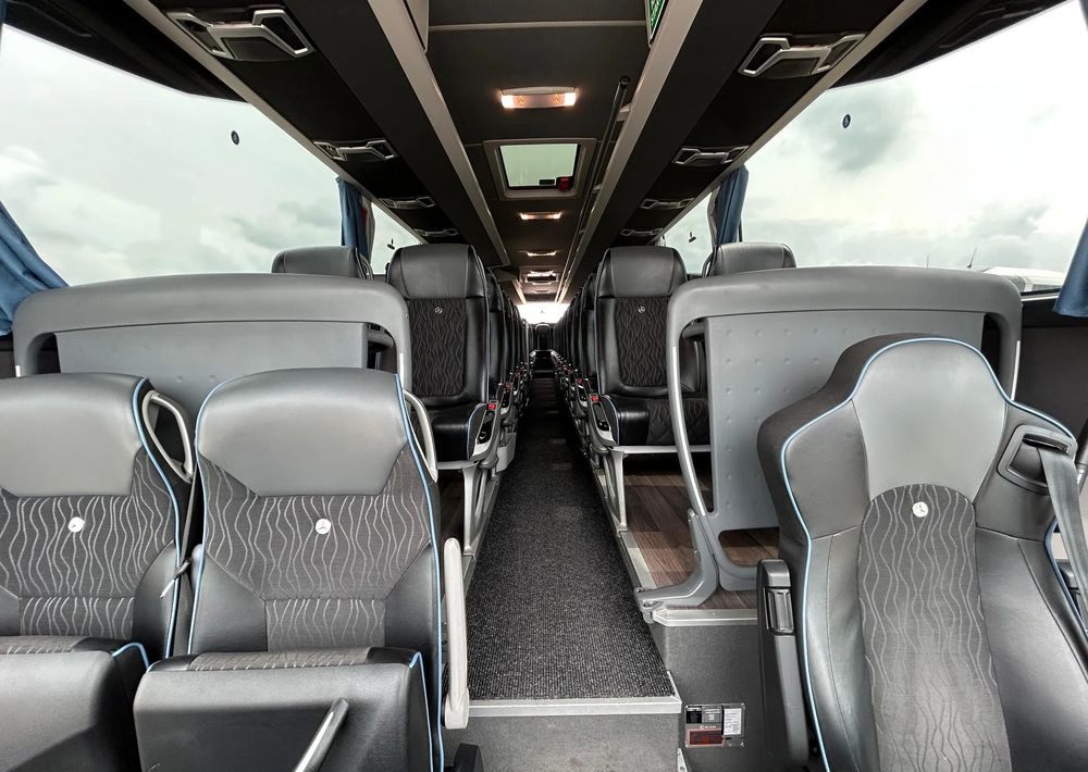 Coach Mercedes-Benz Tourismo: picture 18