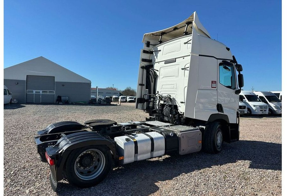 Renault T440 - Tractor unit: picture 4 Renault T440 - Tractor unit: picture 4