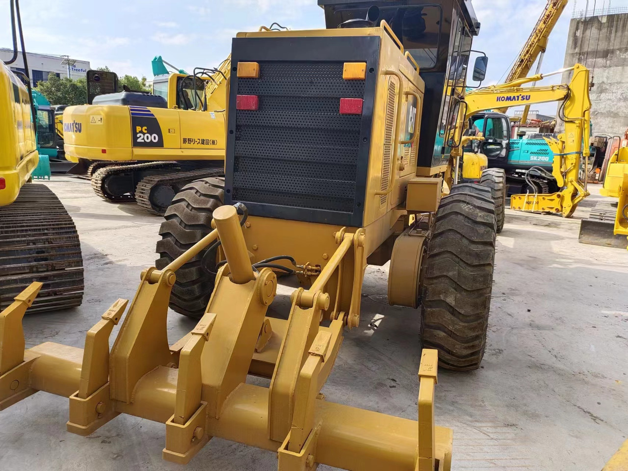 CATERPILLAR 140H - Grader: picture 3 CATERPILLAR 140H - Grader: picture 3