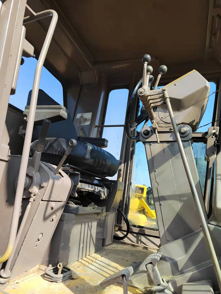 CATERPILLAR 140H - Grader: picture 5 CATERPILLAR 140H - Grader: picture 5