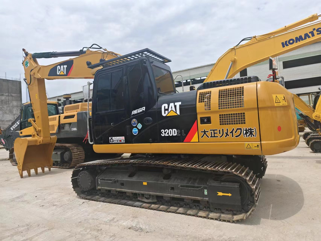 CATERPILLAR 320D - Crawler excavator: picture 1 CATERPILLAR 320D - Crawler excavator: picture 1