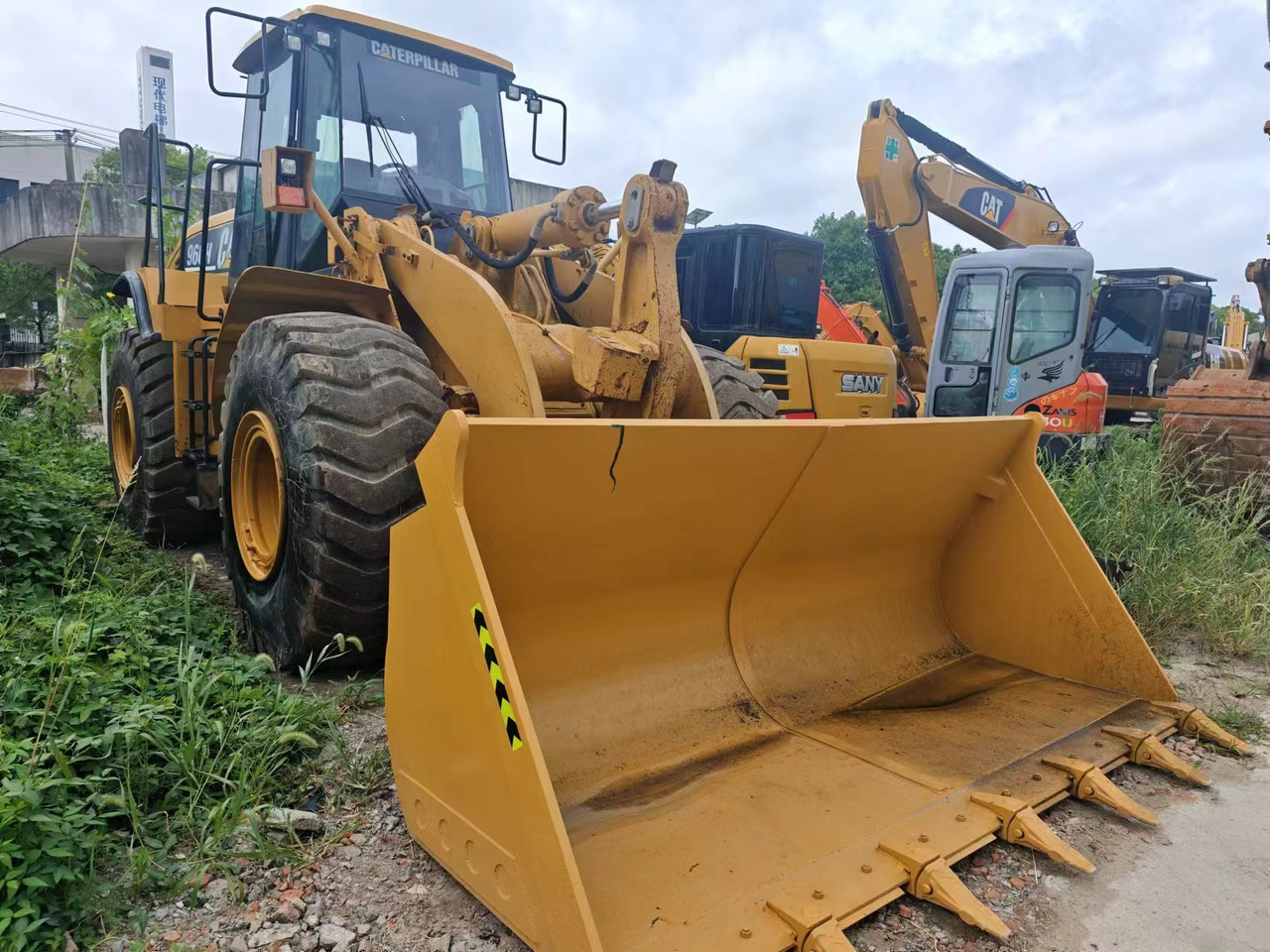 CATERPILLAR 966H - Wheel loader: picture 1 CATERPILLAR 966H - Wheel loader: picture 1