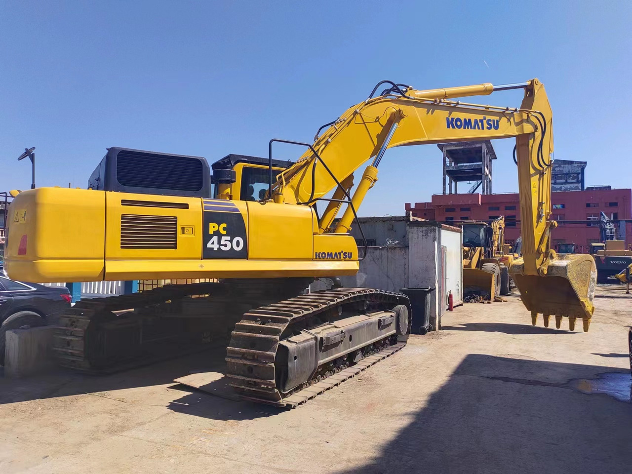 KOMATSU PC450-8 - Crawler excavator: picture 1 KOMATSU PC450-8 - Crawler excavator: picture 1
