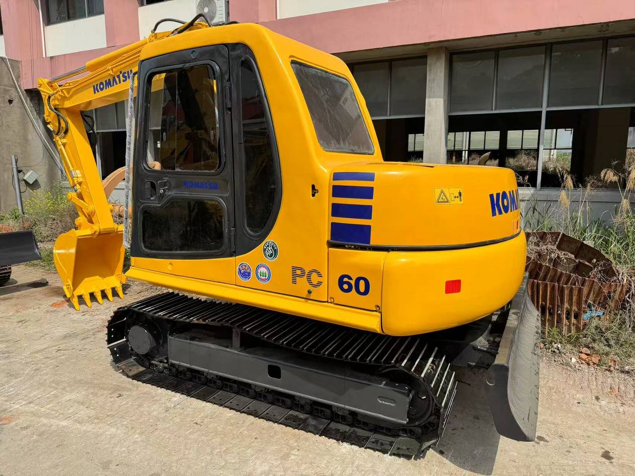 KOMATSU PC60-7 - Mini excavator: picture 1 KOMATSU PC60-7 - Mini excavator: picture 1