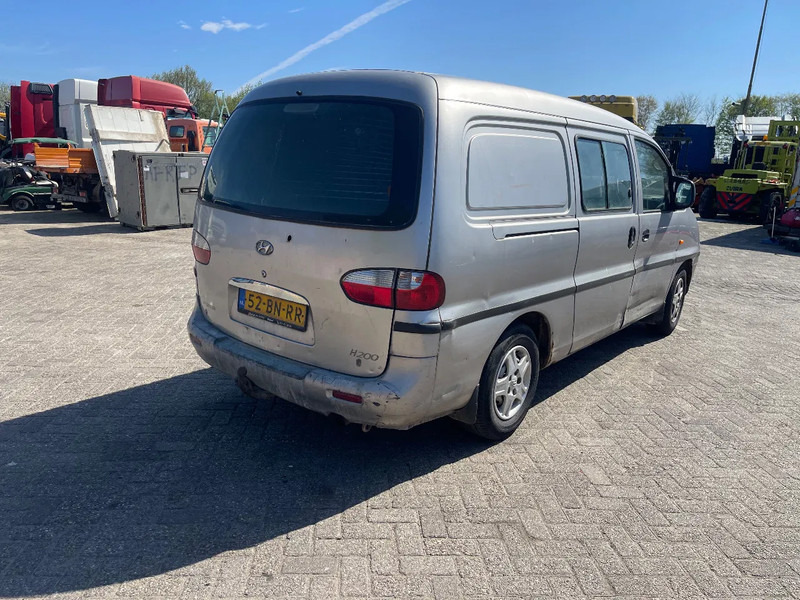 Hyundai H200 BUS - Small van: picture 5 Hyundai H200 BUS - Small van: picture 5