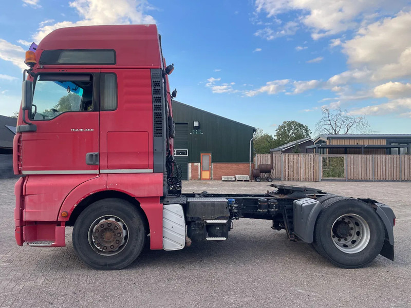 MAN TGA 18.460 Tractor unit manual pump - Tractor unit: picture 4 MAN TGA 18.460 Tractor unit manual pump - Tractor unit: picture 4