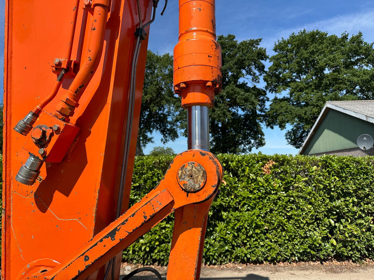 Crawler excavator Hitachi ZH210LC-5B: picture 21