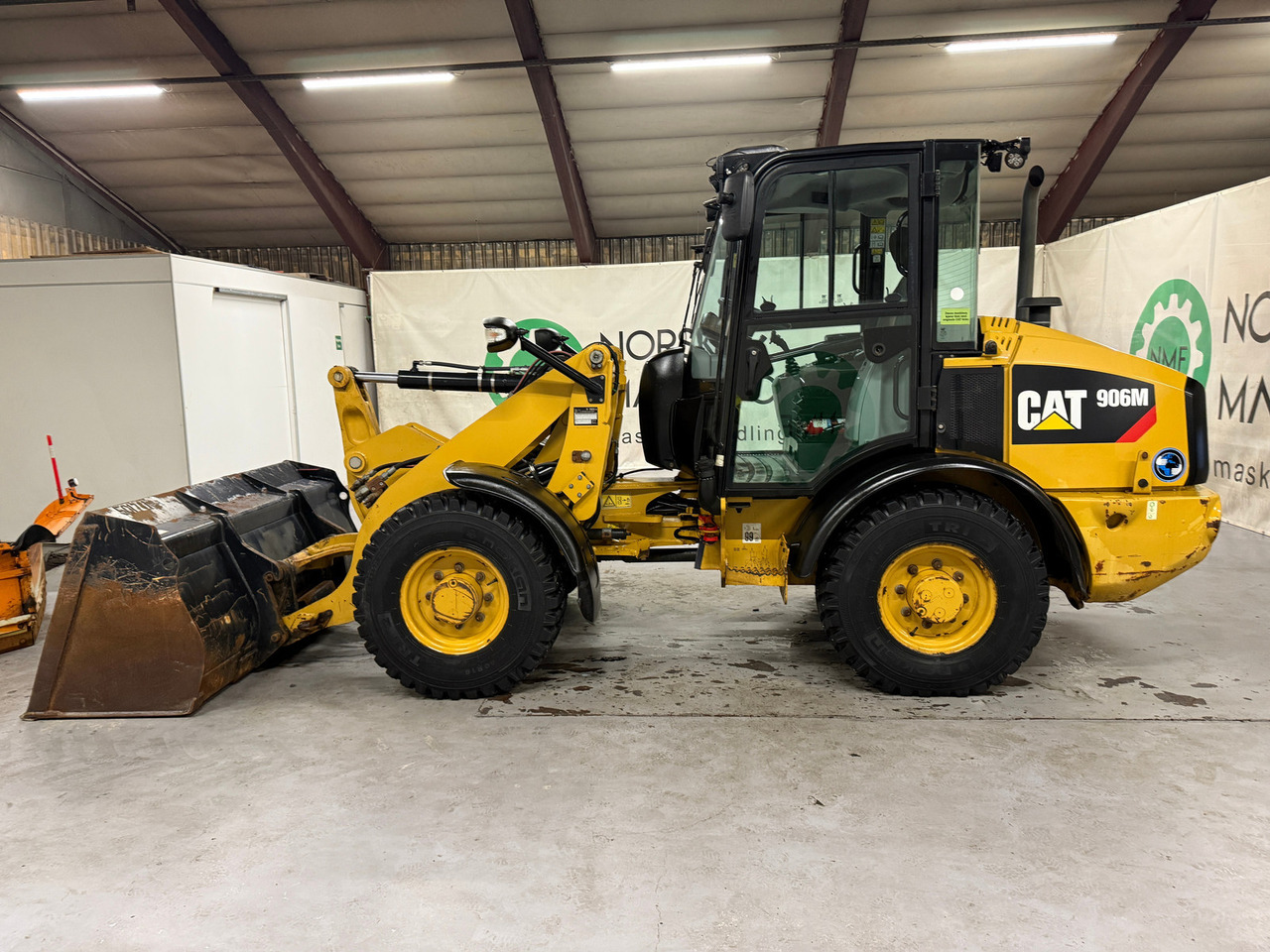 Cat 906M High Flow, 40 km/t med skuff og plog # TIL LEIE# - Wheel loader: picture 2 Cat 906M High Flow, 40 km/t med skuff og plog # TIL LEIE# - Wheel loader: picture 2