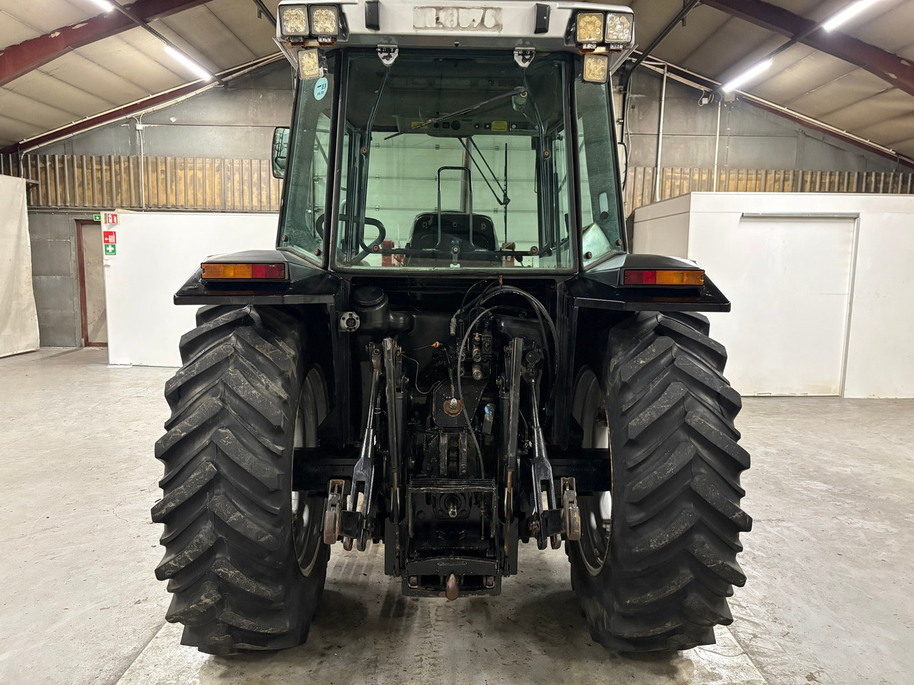 Massey Ferguson 3050 - Farm tractor: picture 4 Massey Ferguson 3050 - Farm tractor: picture 4