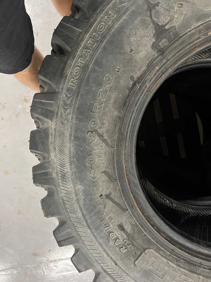 TRI 2 Dekk, TRI 2 DEKK MED PIGG - Wheel and tire package for Agricultural machinery: picture 4 TRI 2 Dekk, TRI 2 DEKK MED PIGG - Wheel and tire package for Agricultural machinery: picture 4