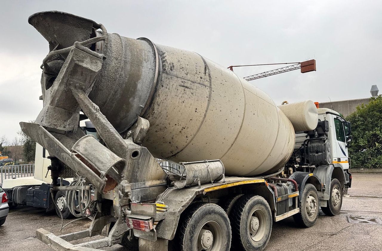 Autobetoniera Armec PHY120 su telaio Mercedes-Benz - Concrete mixer truck: picture 4 Autobetoniera Armec PHY120 su telaio Mercedes-Benz - Concrete mixer truck: picture 4