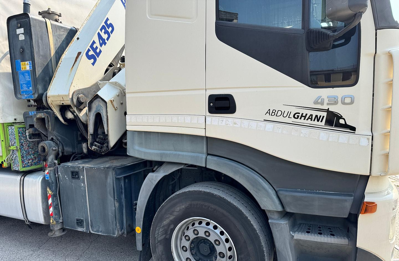 IVECO 430 - 4 ASSI STRADALE CON GRU - Curtainsider truck, Crane truck: picture 4 IVECO 430 - 4 ASSI STRADALE CON GRU - Curtainsider truck, Crane truck: picture 4