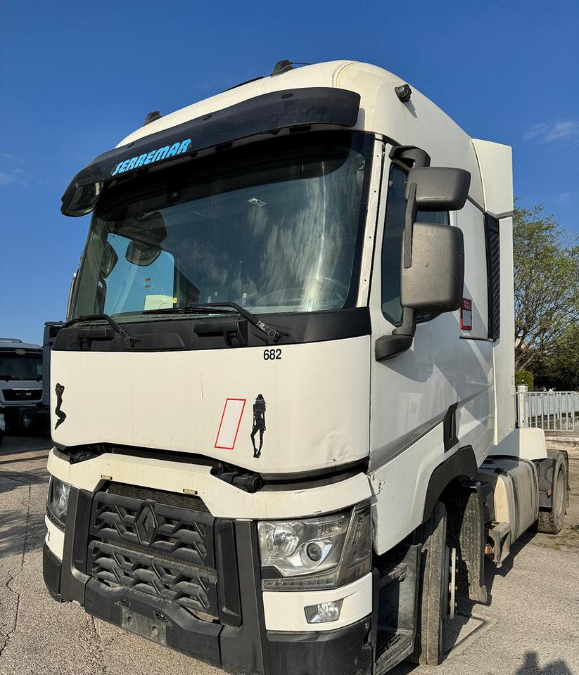 Renault T460 / 2015 / Euro 6 - Other machinery: picture 3 Renault T460 / 2015 / Euro 6 - Other machinery: picture 3