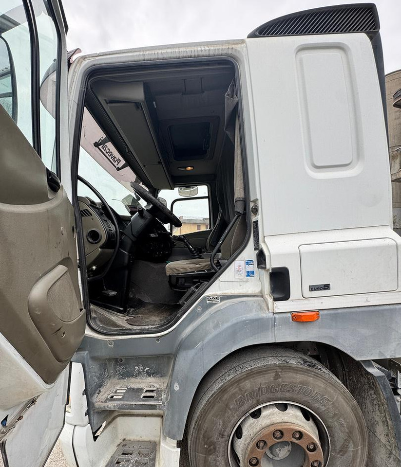 DAF CF 85.460 / Anno 2007 / Euro 5 - Tractor unit: picture 5 DAF CF 85.460 / Anno 2007 / Euro 5 - Tractor unit: picture 5