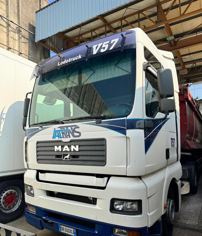 TRATTORE STRADALE MAN TGA ADR 18.430 - Tractor unit: picture 1 TRATTORE STRADALE MAN TGA ADR 18.430 - Tractor unit: picture 1