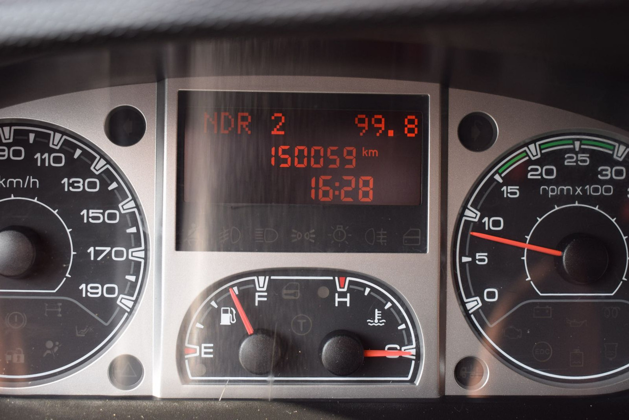 Panel van Iveco  Daily 35 S 14L2H2 AHK Regale Standheizung: picture 27
