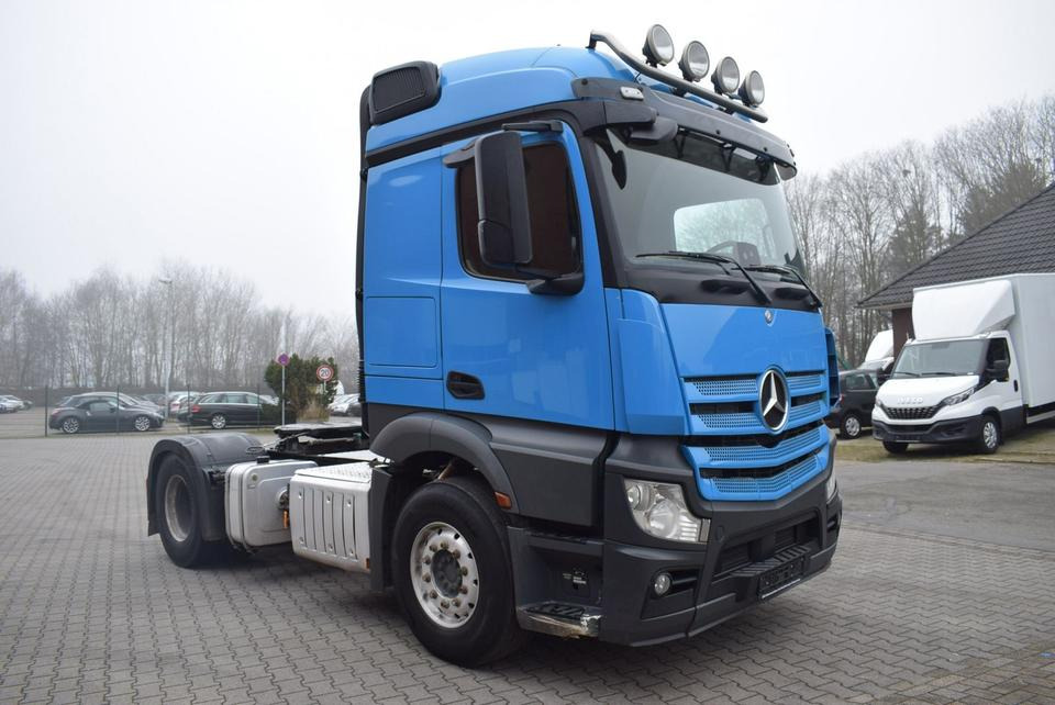 Tractor unit Mercedes-Benz Actros 1843 Stream Space Kipphydraulik Klima: picture 10 Tractor unit Mercedes-Benz Actros 1843 Stream Space Kipphydraulik Klima: picture 10