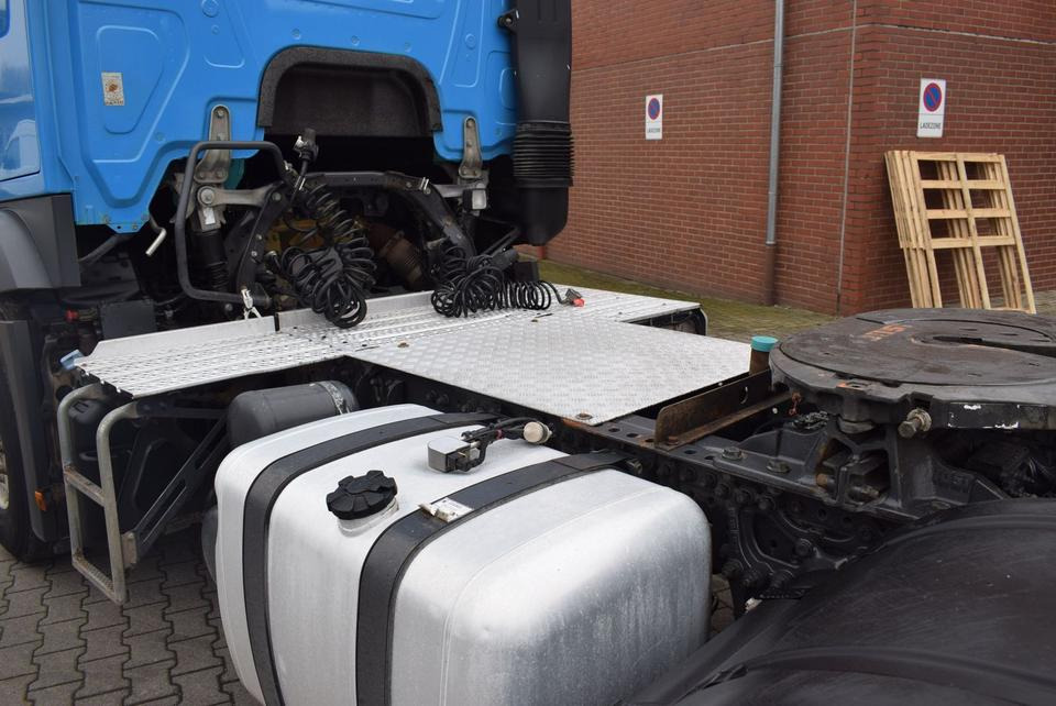Tractor unit Mercedes-Benz Actros 1843 Stream Space Kipphydraulik Klima: picture 13 Tractor unit Mercedes-Benz Actros 1843 Stream Space Kipphydraulik Klima: picture 13