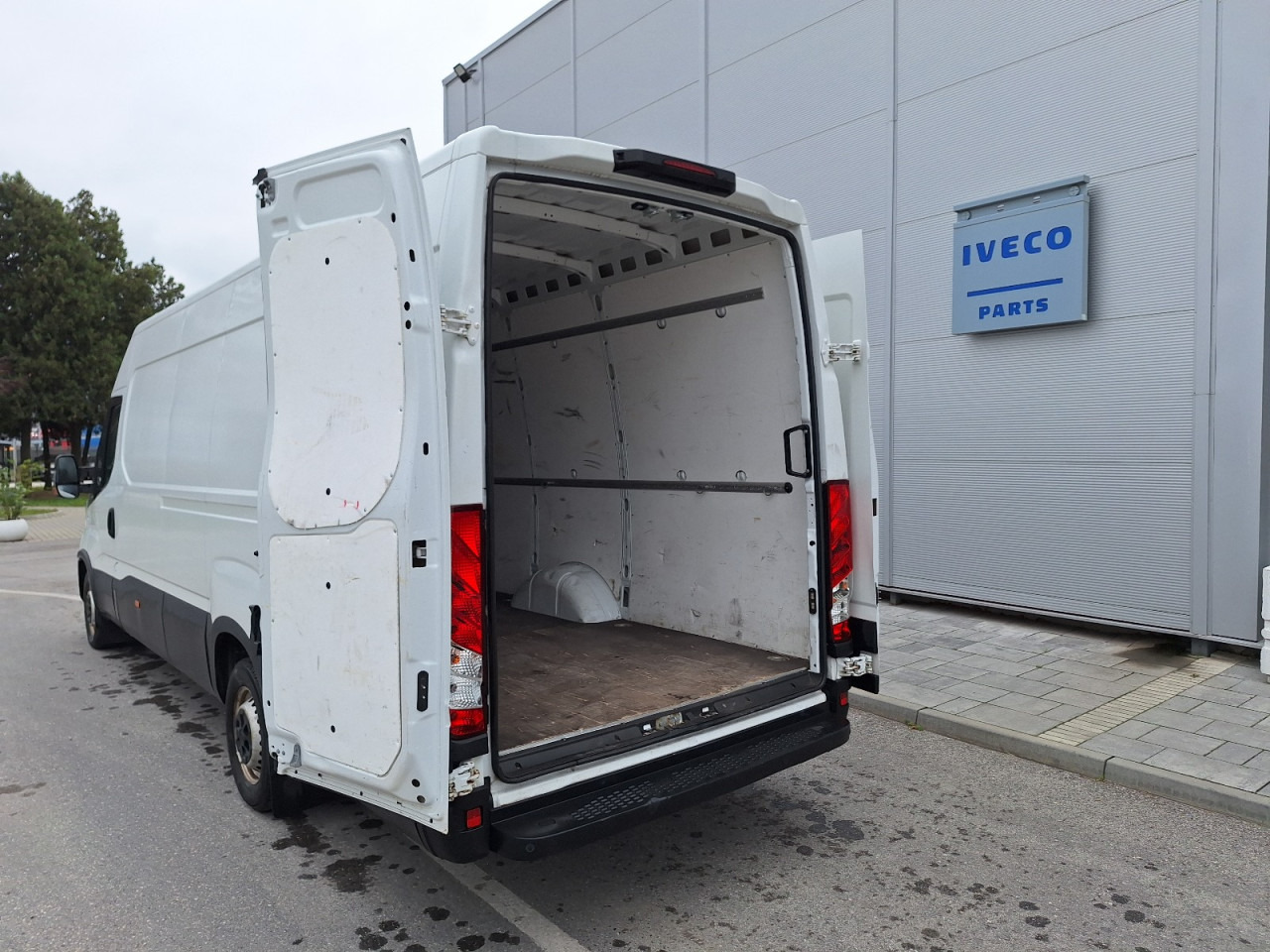 Panel van IVECO Daily ne postoji: picture 13