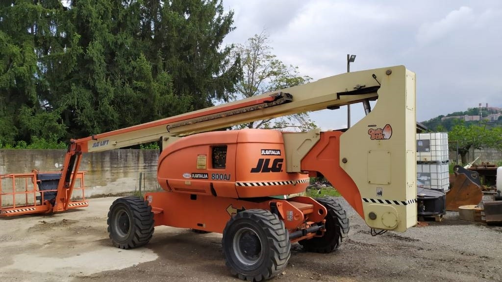 JLG 800 AJ - Articulated boom: picture 1 JLG 800 AJ - Articulated boom: picture 1