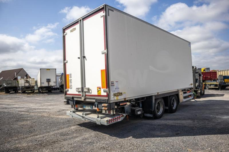 Chereau CHEREAU+CARRIER+DHOLLANDIA 2.5 T. - Closed box trailer: picture 3 Chereau CHEREAU+CARRIER+DHOLLANDIA 2.5 T. - Closed box trailer: picture 3