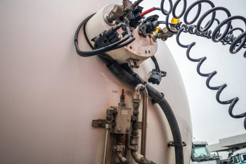 Tank semi-trailer Eta CITERNE LAIT/MILCH/MILK 29000L: picture 10 Tank semi-trailer Eta CITERNE LAIT/MILCH/MILK 29000L: picture 10