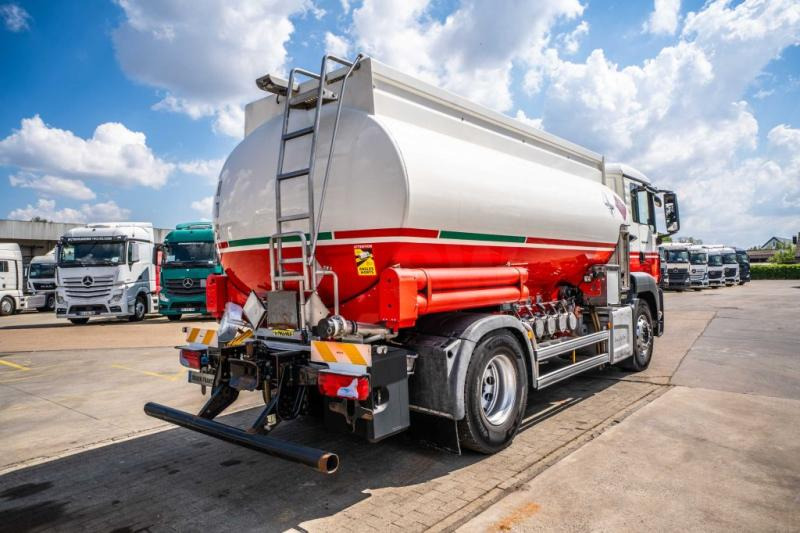 MAN TGS 18.400 // CUVE ALU MAGYAR 13.500L + 5 COMP - Tank truck: picture 4 MAN TGS 18.400 // CUVE ALU MAGYAR 13.500L + 5 COMP - Tank truck: picture 4