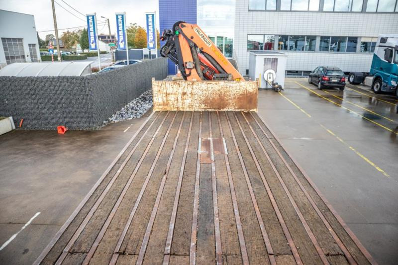 Dropside/ Flatbed truck, Crane truck Renault KERAX 380 DXI+E5+PK18TM/3EXT: picture 7 Dropside/ Flatbed truck, Crane truck Renault KERAX 380 DXI+E5+PK18TM/3EXT: picture 7