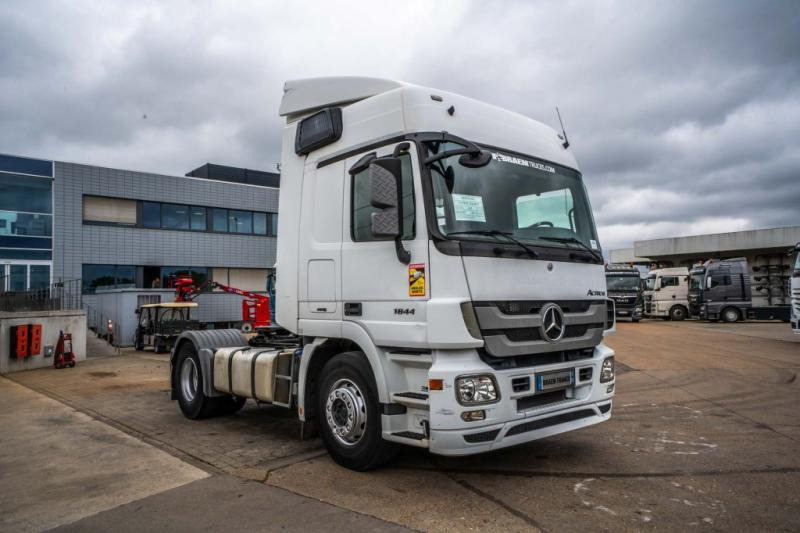 Mercedes ACTROS 1844 LS-MP3+VOITH - Tractor unit: picture 2 Mercedes ACTROS 1844 LS-MP3+VOITH - Tractor unit: picture 2