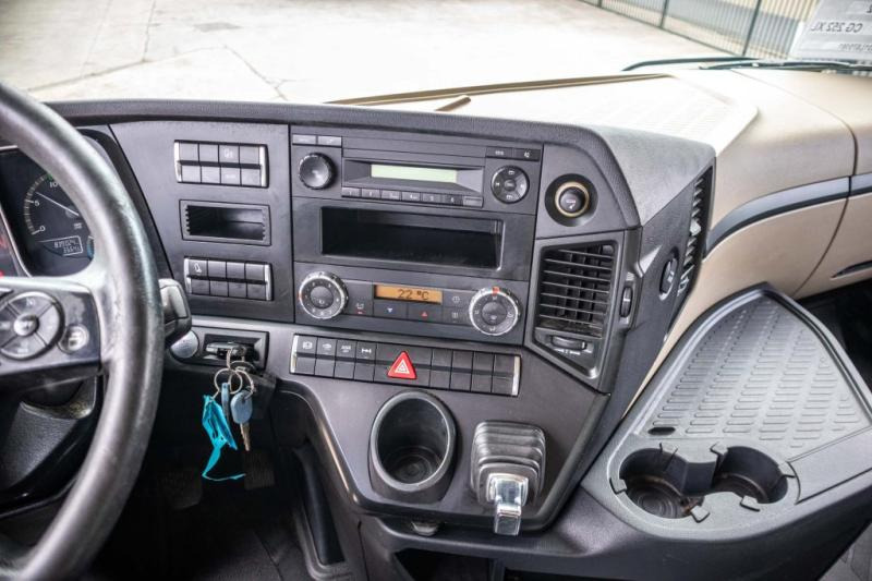 Leasing of Mercedes ACTROS 1845 LS+E5 Mercedes ACTROS 1845 LS+E5: picture 6